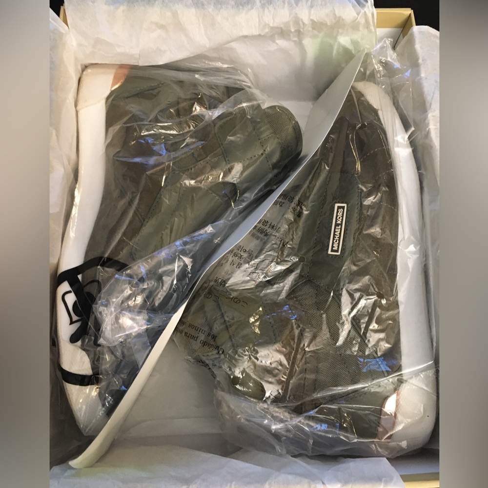 Michael Kors high tops Sz9 - Picture 2 of 7